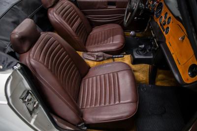 1974 Triumph TR6 Overdrive