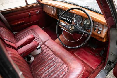1967 Daimler 250 V8