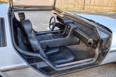 1981 DeLorean DMC-12