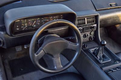 1981 DeLorean DMC-12