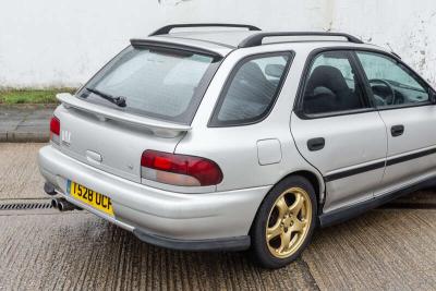 1999 Subaru IMPREZA SPORTSWAGON UK 2000 TURBO
