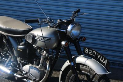 1957 Triumph TIGER CLUB