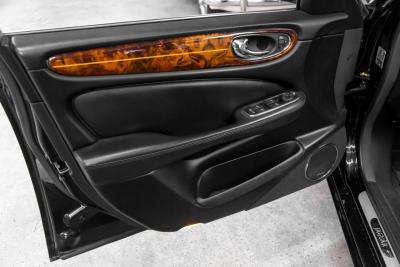 2006 Jaguar XJ6  VDP