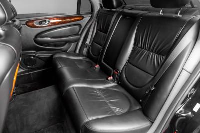 2006 Jaguar XJ6  VDP