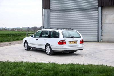 1998 Mercedes - Benz E240