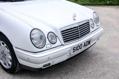 1998 Mercedes - Benz E240