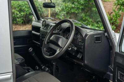 2011 Land Rover DEFENDER 90 XS TD