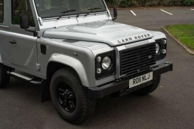 2011 Land Rover DEFENDER 90 XS TD
