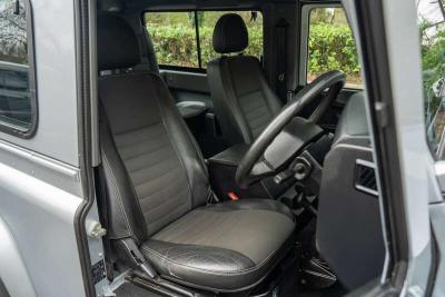 2011 Land Rover DEFENDER 90 XS TD