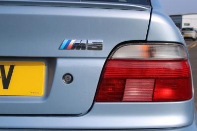 2000 BMW M5 E39 MANUAL