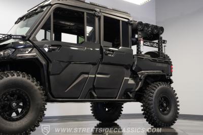 2025 Can Am Defender MAX Limited Lone Star HD10