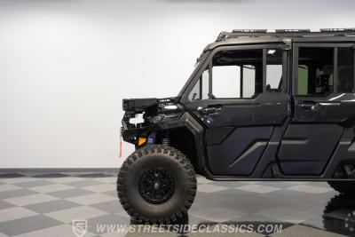 2025 Can Am Defender MAX Limited Lone Star HD10