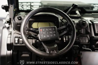 2025 Can Am Defender MAX Limited Lone Star HD10