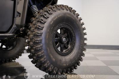 2025 Can Am Defender MAX Limited Lone Star HD10