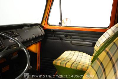 1977 Volkswagen Kombi Van Camper