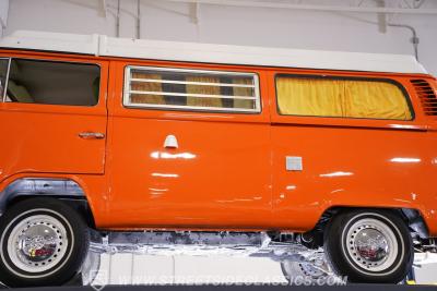 1977 Volkswagen Kombi Van Camper