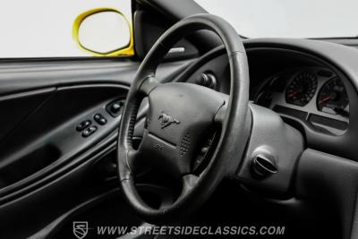 2003 Ford Mustang Mach 1