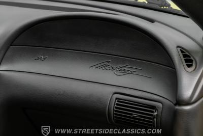 2003 Ford Mustang Mach 1