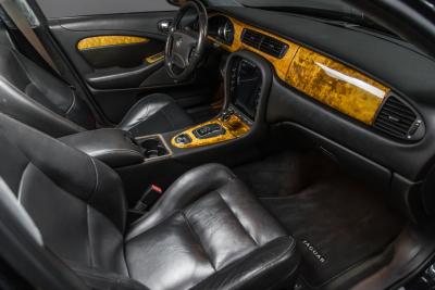 2005 Jaguar S TYPE R