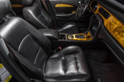 2005 Jaguar S TYPE R