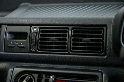 1995 Ford FIESTA 1.6 16V GHIA 5 DR