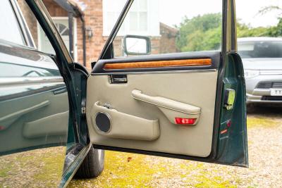 1991 Daimler Double Six