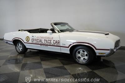 1970 Oldsmobile Cutlass Supreme indy 500 pace car convertible