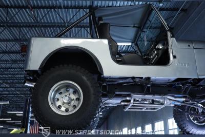 1983 Jeep CJ7 V8