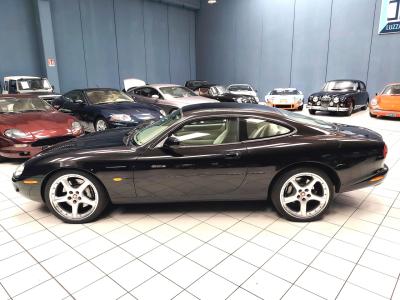 1998 Jaguar XK R COUPE