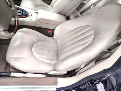 1998 Jaguar XK R COUPE