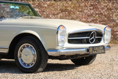 1967 Mercedes - Benz Mercedes Benz 250 SL Pagode