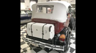 1981 Ford GLASSIC PHANTOM