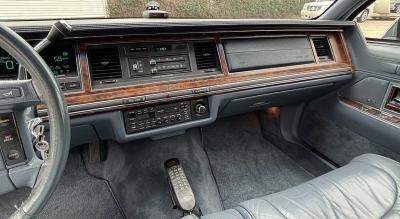 1992 Lincoln TOWNCAR