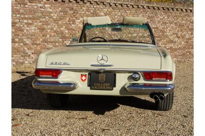 1967 Mercedes - Benz Mercedes Benz 230 SL Pagode &ldquo;Second owner and 42.000 miles since &rdquo;