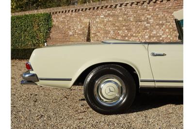 1967 Mercedes - Benz Mercedes Benz 230 SL Pagode &ldquo;Second owner and 42.000 miles since &rdquo;