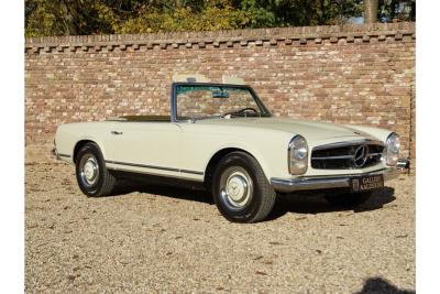 1967 Mercedes - Benz Mercedes Benz 230 SL Pagode &ldquo;Second owner and 42.000 miles since &rdquo;
