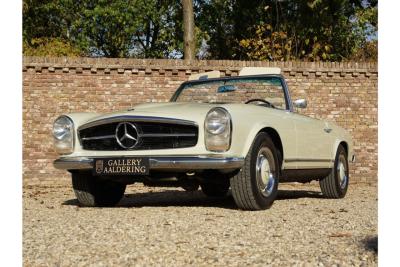 1967 Mercedes - Benz Mercedes Benz 230 SL Pagode &ldquo;Second owner and 42.000 miles since &rdquo;