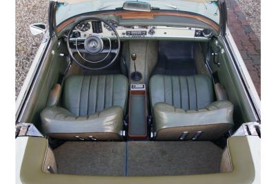 1967 Mercedes - Benz Mercedes Benz 230 SL Pagode &ldquo;Second owner and 42.000 miles since &rdquo;