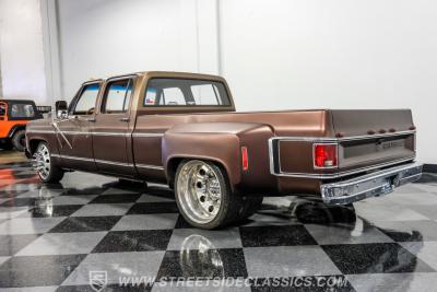 1978 Chevrolet C30 3+3 Dually Restomod