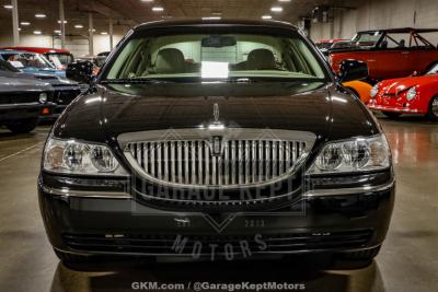 2010 Lincoln Town Car