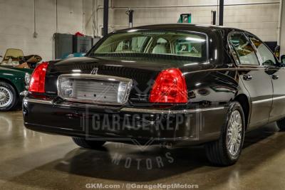 2010 Lincoln Town Car