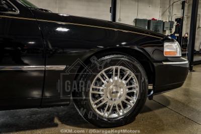 2010 Lincoln Town Car