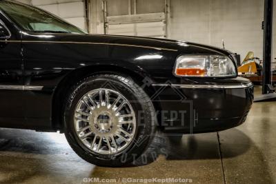 2010 Lincoln Town Car