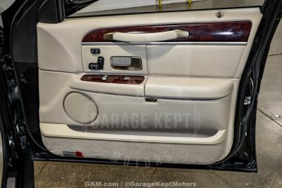 2010 Lincoln Town Car