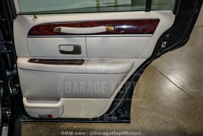 2010 Lincoln Town Car