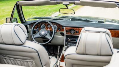 1987 Aston Martin V8 Volante