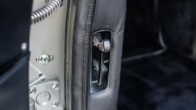 1968 Aston Martin DB6 Volante MKI