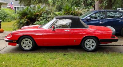 1983 Alfa Romeo SPIDER VELOCE