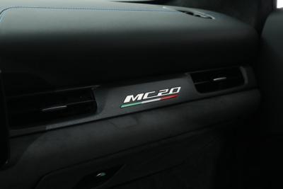 2022 Maserati MC20