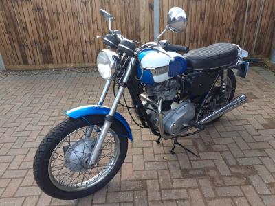 2021 Triumph TR6 R TIGER